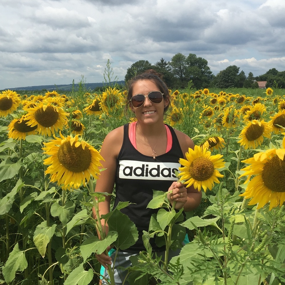 Meet your Posher, Karissa